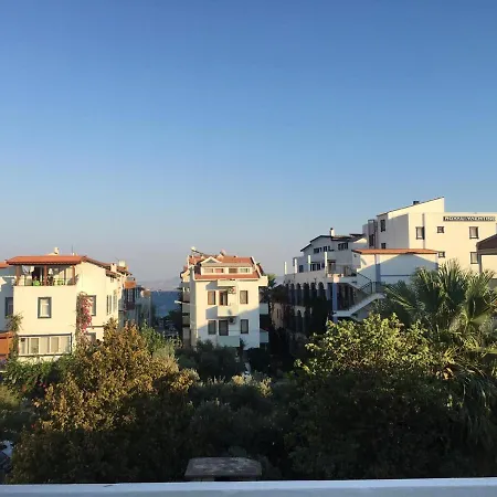 Seaside Duplex In 아파트 닷차